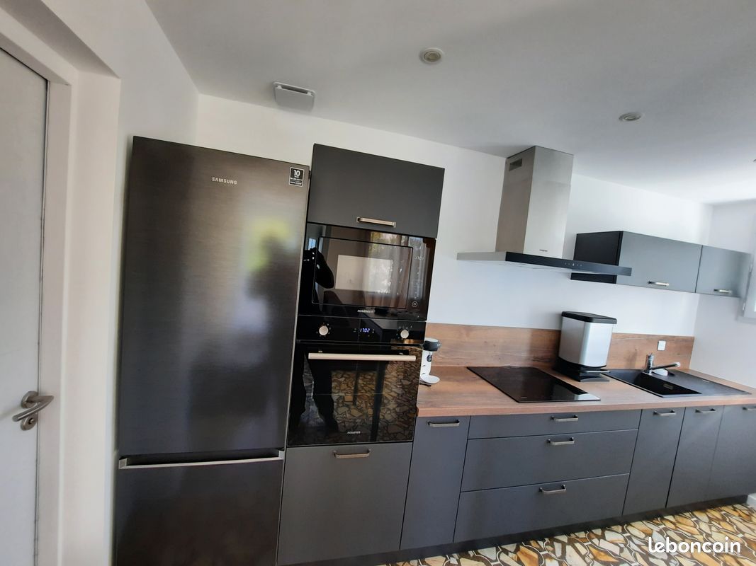 Crédence et éclairage